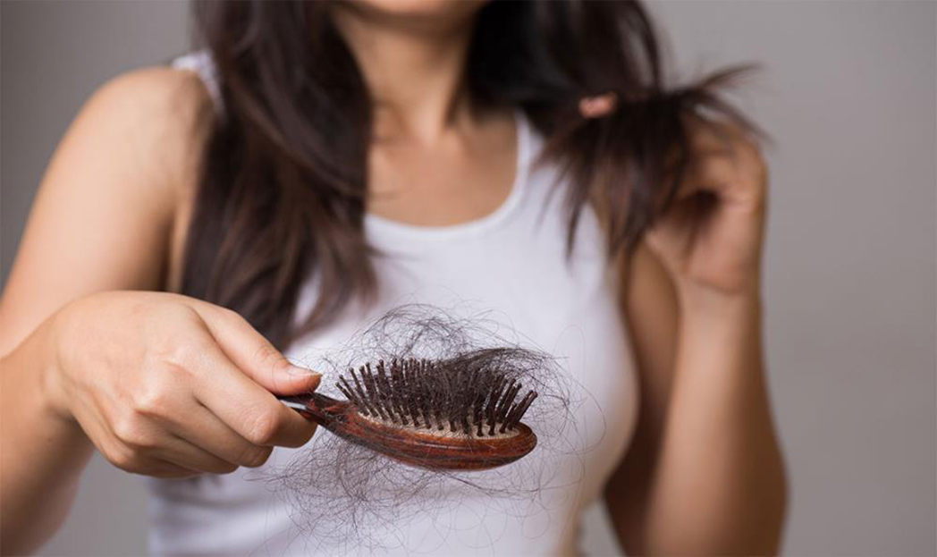 Cura e prevenzione: affrontare la caduta dei capelli con successo